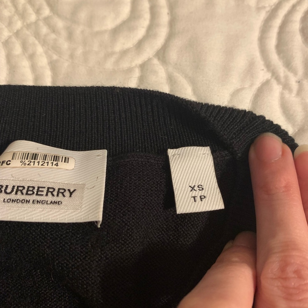 Burberry Women's sweater XS - Picture 4 of 8